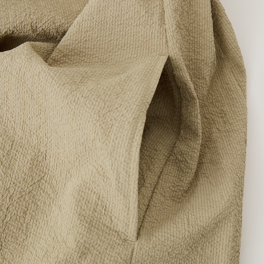 THOUSAND MILE [サウザンド マイル] 別注 シアサッカー ロゴジップ ショートスリーブワンピース [TM261SS50802-JF] 23 BEIGE