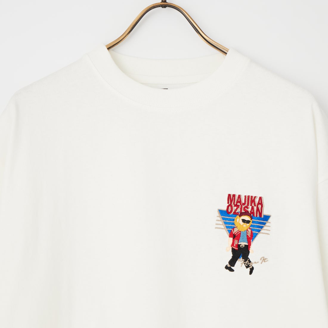 33Degrees [サーティスリーディグリーズ] 髭おじさんサガラ刺繍 半袖Tシャツ [TDR-262-042] A WHITE