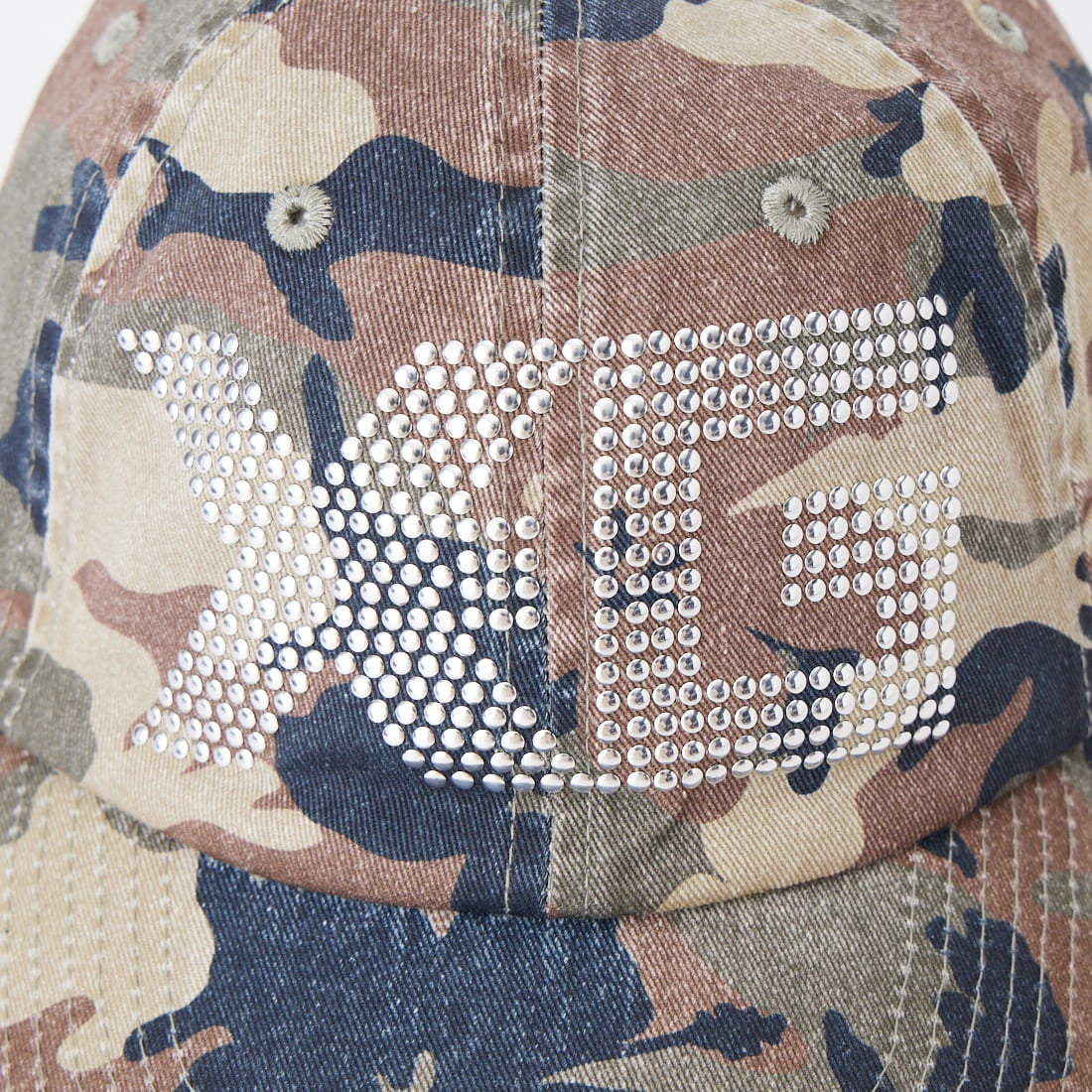 X-girl [エックスガール] ロゴマークスタッズ 6パネルキャップ [105262051002] CAMO