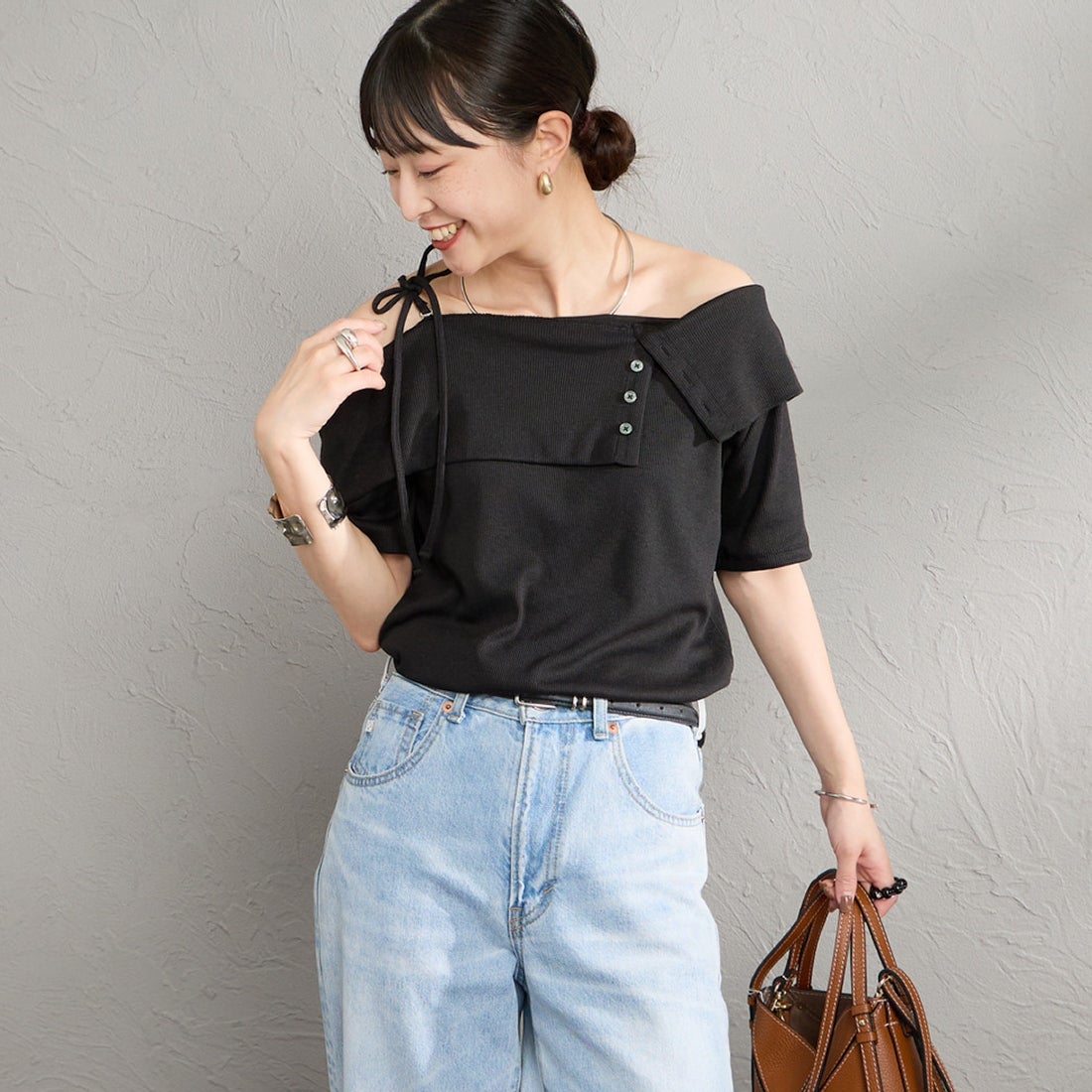 09 BLACK&&モデル身長：150cm 着用サイズ：F&&