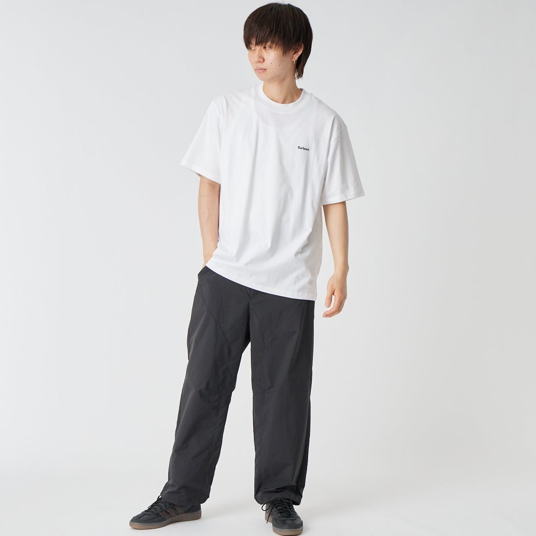 Barbour [バブアー] Dalton ワンポイント刺繍 ロゴTシャツ [MTS1678] WHITE &&モデル身長：177cm 着用サイズ：40&&
