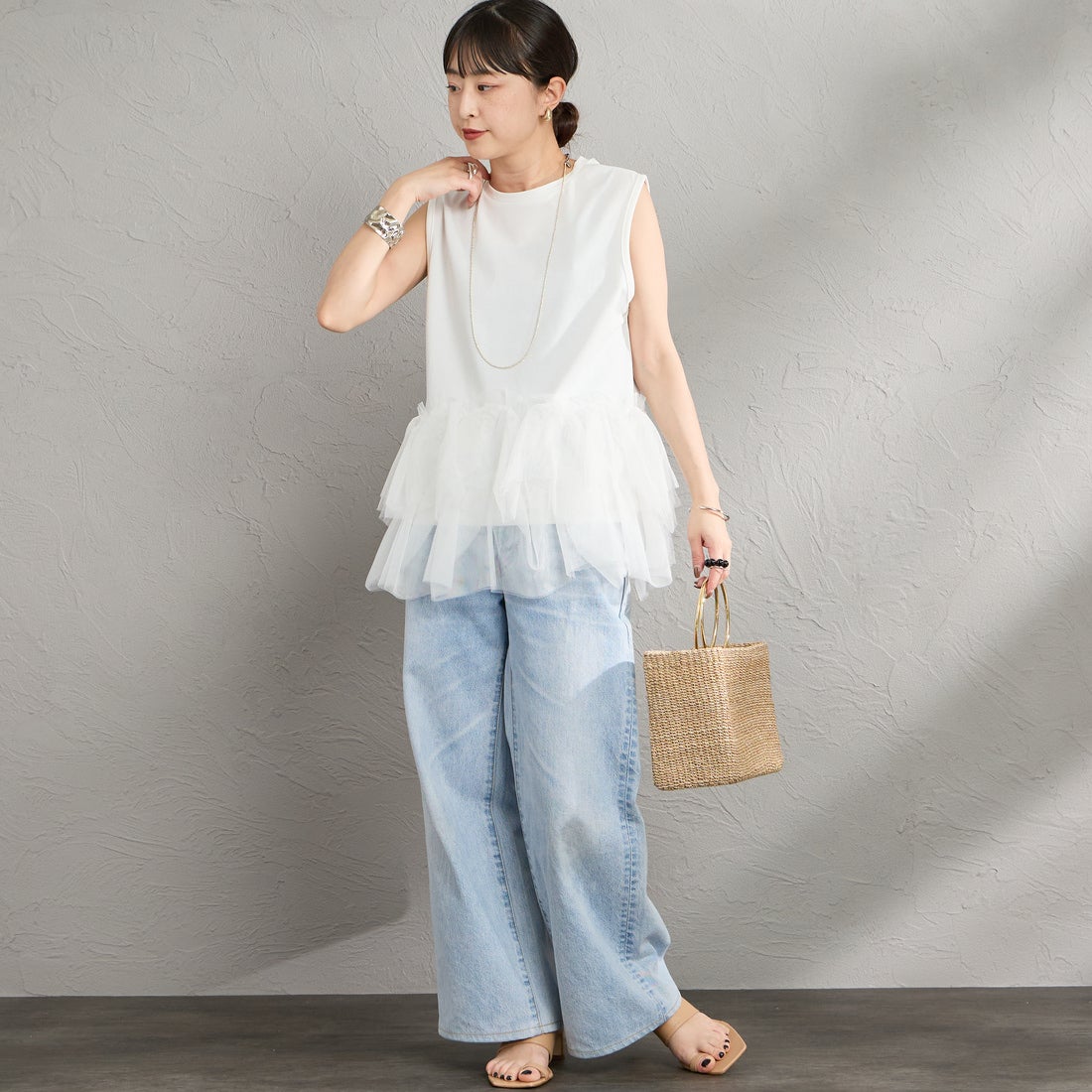 nenom [ネノム] バブルヘム チュールデザインノースリーブTシャツ [NE26612019] 02 OFF &&モデル身長：150cm 着用サイズ：F&&