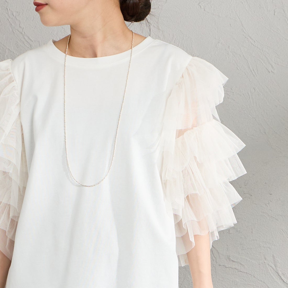 nenom [ネノム] 袖チュールドッキングショートスリーブTシャツ [NE26322006] 02 OFF &&モデル身長：150cm 着用サイズ：F&&