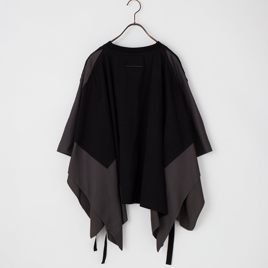 MM6 Maison Margiela [エムエムシックス メゾン マルジェラ] ラウンドネックブラウス [S52GC0359-MTJ042] 962 BLACK/