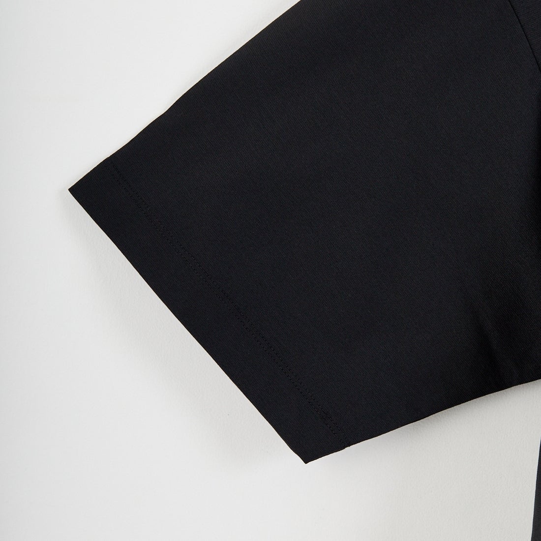 PENDLETON [ペンドルトン] 別注 ドローコード付き ネイティブ柄 バックプリントTシャツ [6275-4207-JF] BLACK