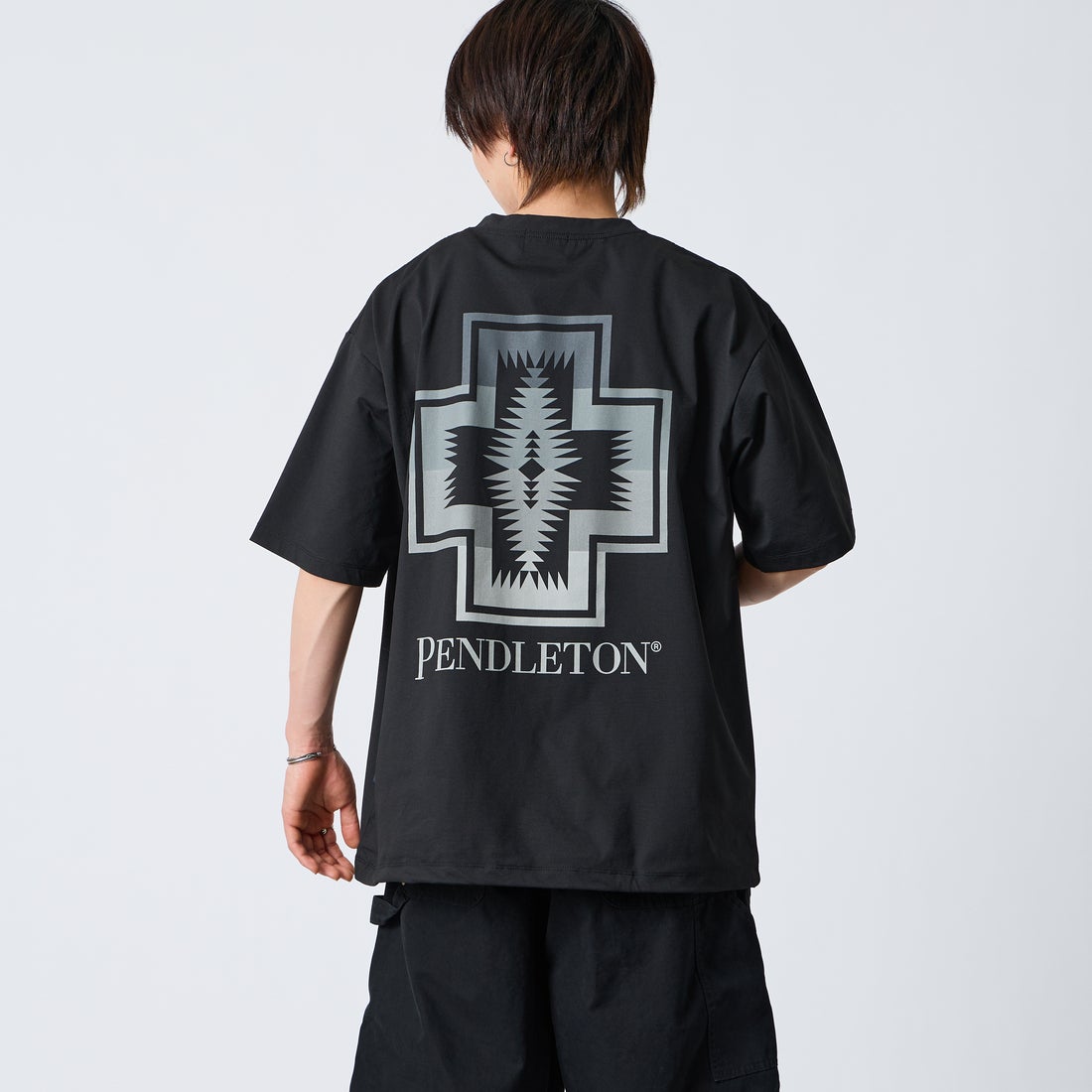 BLACK&&モデル身長：177cm 着用サイズ：XL&&