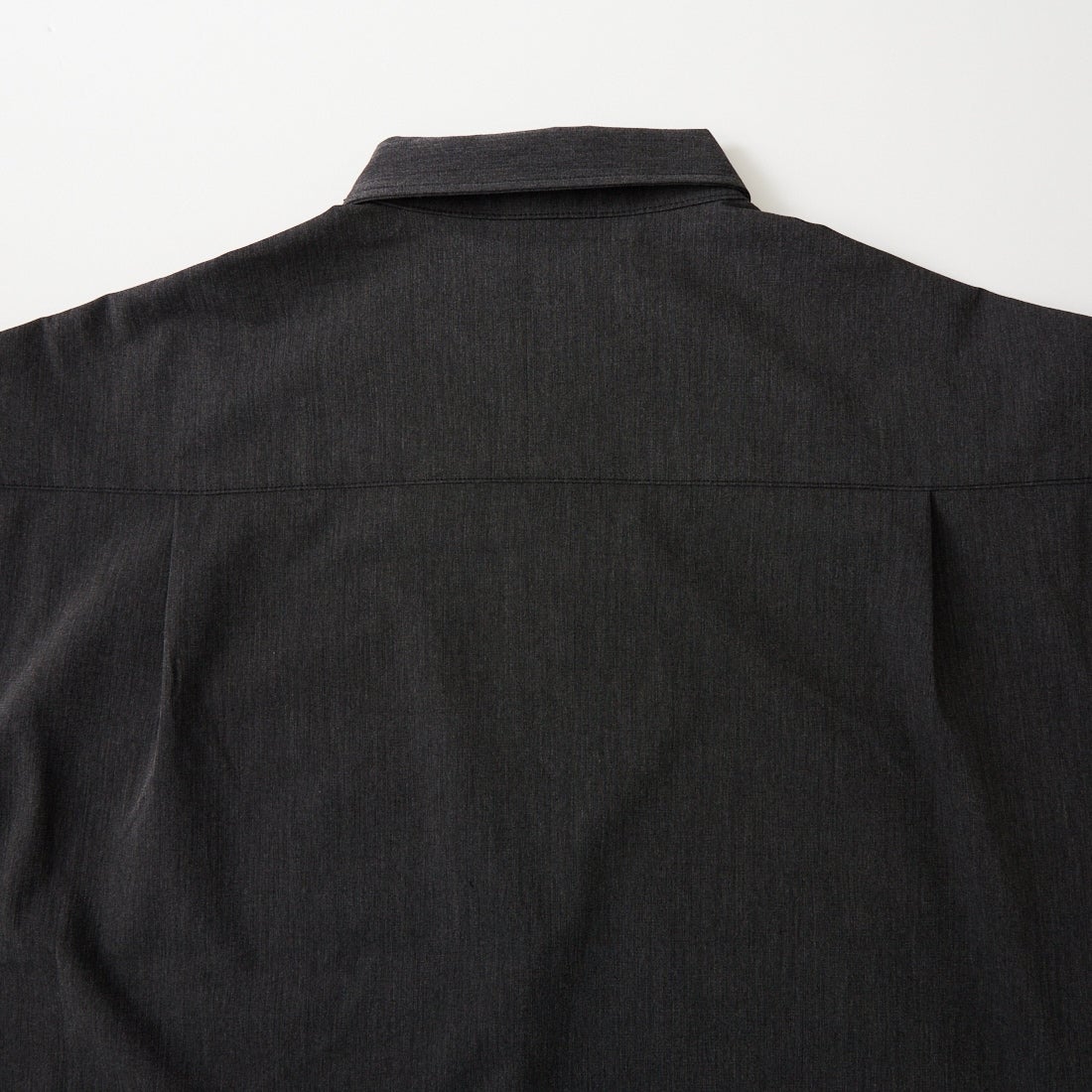 UNIVERSAL OVERALL [ユニバーサルオーバーオール] 別注 ハーフジップシャツ [U2611120IN-JF] CHARCOAL