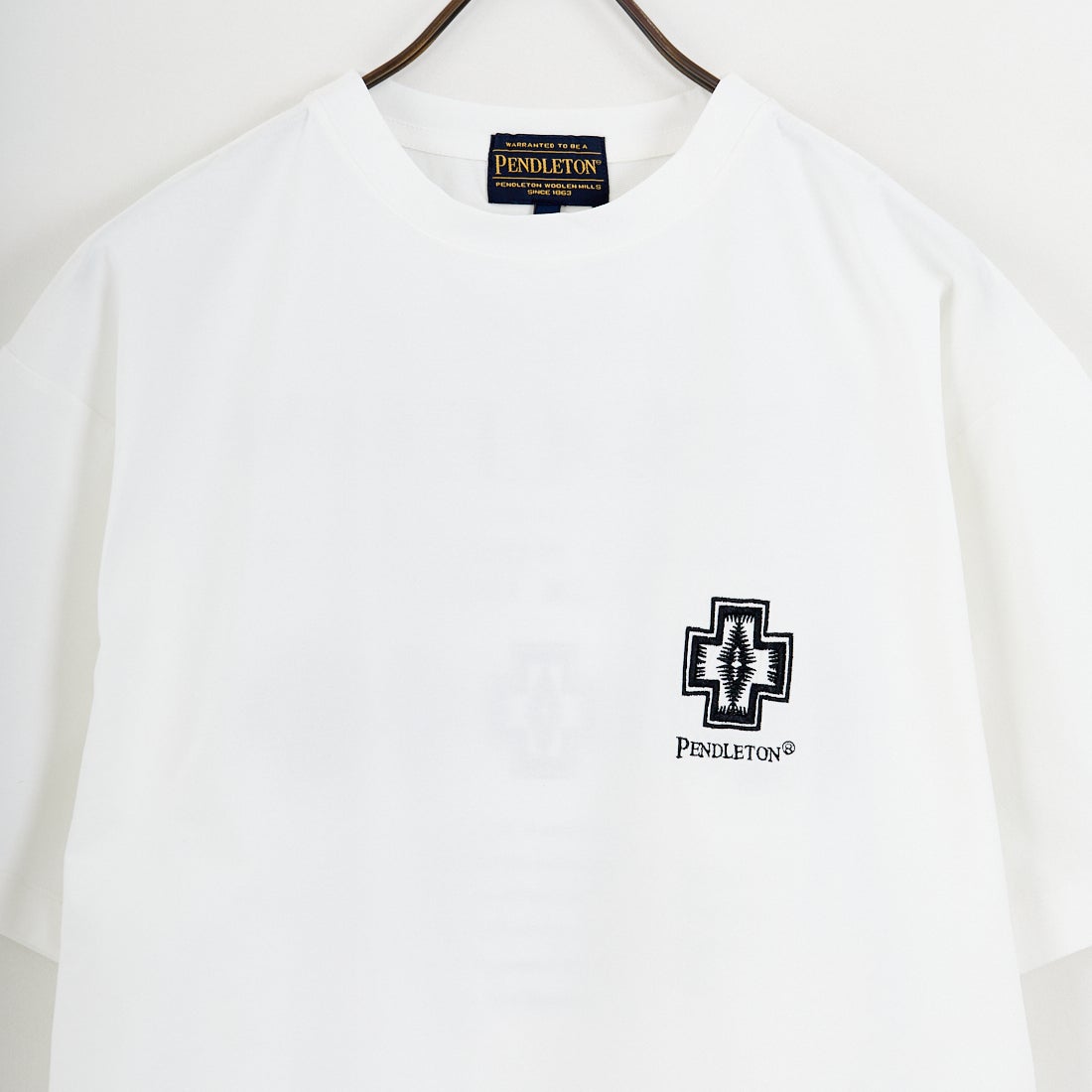 PENDLETON [ペンドルトン] 別注 ドローコード付き ヒストリーロゴ バックプリントTシャツ [6275-4208-JF] WHITE