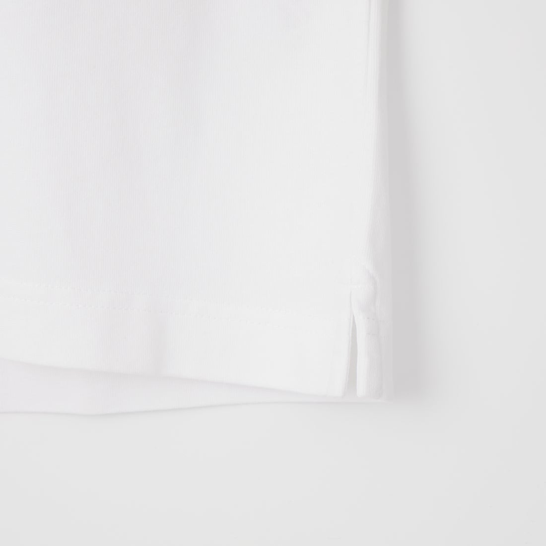 MAISON KITSUNE [メゾン キツネ] ART NOUVEAU STAMPS オーバーサイズ Tシャツ [QM00107KJ0119] P100 WHITE