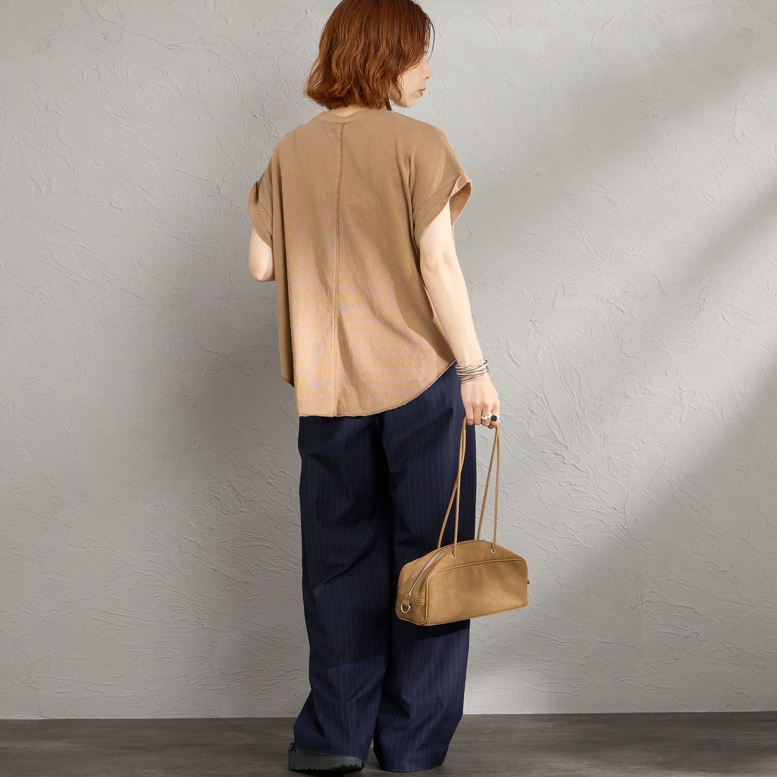 STAR&STRIPE [スターアンドストライプ] 別注 カットオフ ラウンドヘム ロールアップTシャツ [SSMD-213-JF] COCA MOCHA &&モデル身長：158cm 着用サイズ：F&&