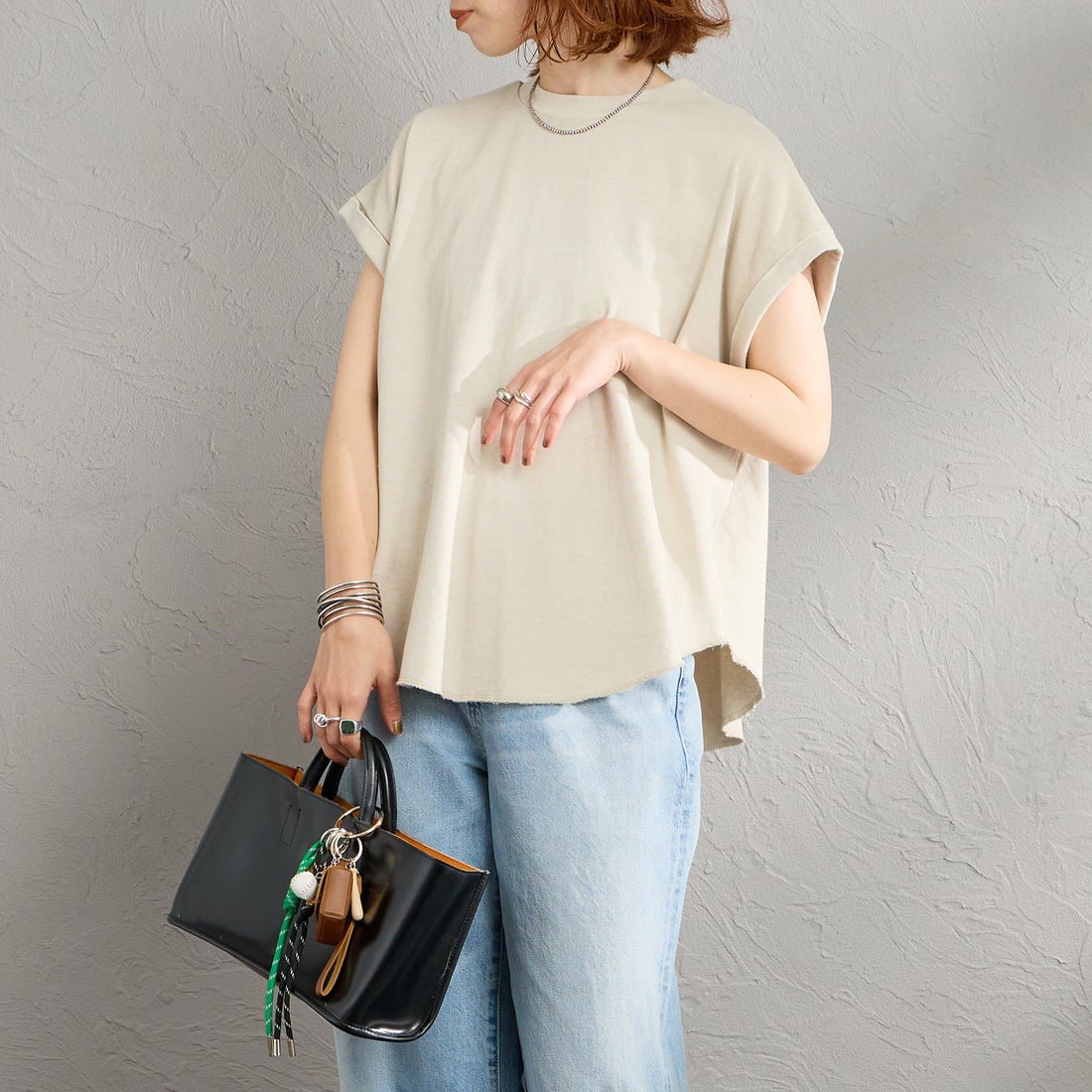 STAR&STRIPE [スターアンドストライプ] 別注 カットオフ ラウンドヘム ロールアップTシャツ [SSMD-213-JF] HARBOR MIS &&モデル身長：158cm 着用サイズ：F&&