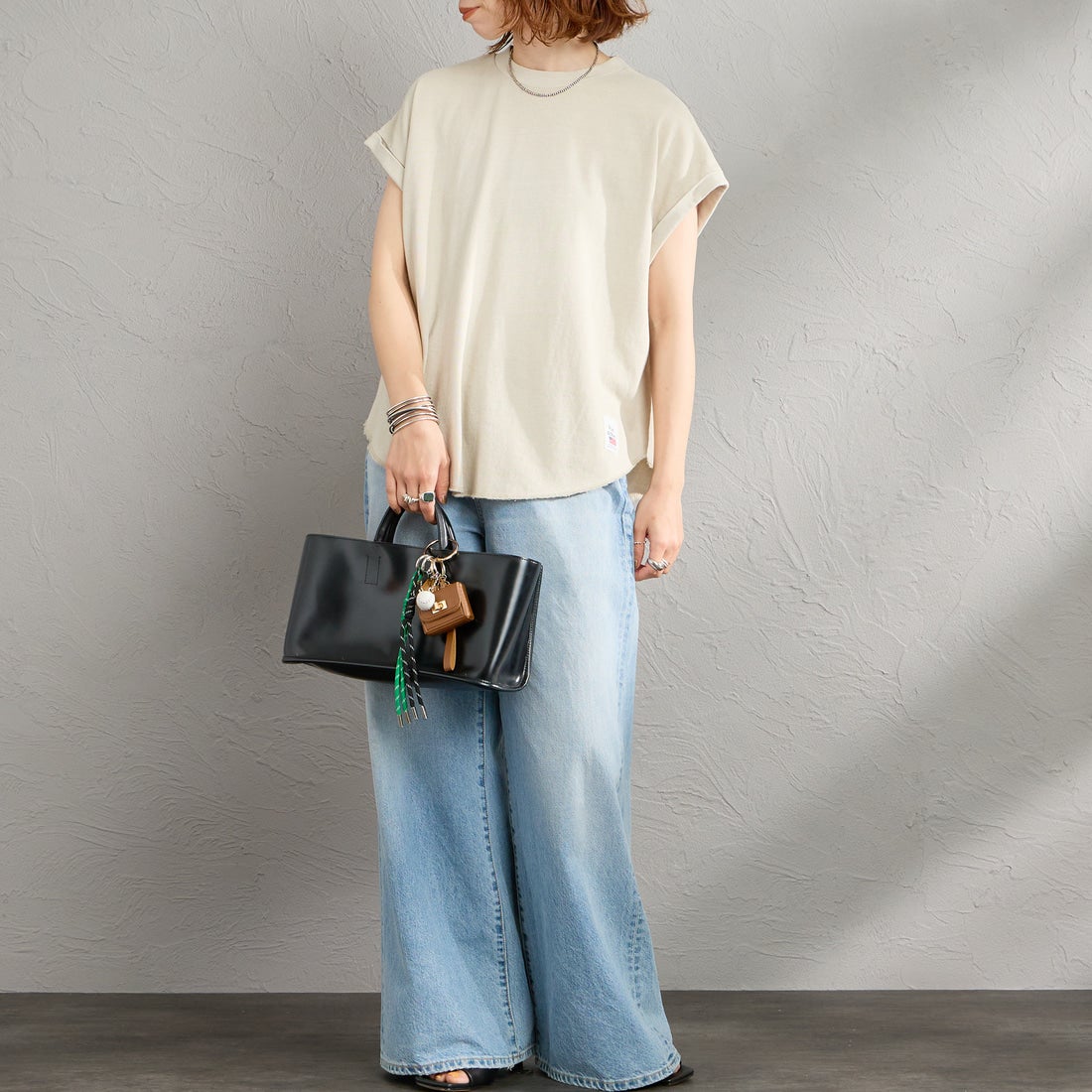 STAR&STRIPE [スターアンドストライプ] 別注 カットオフ ラウンドヘム ロールアップTシャツ [SSMD-213-JF] HARBOR MIS &&モデル身長：158cm 着用サイズ：F&&