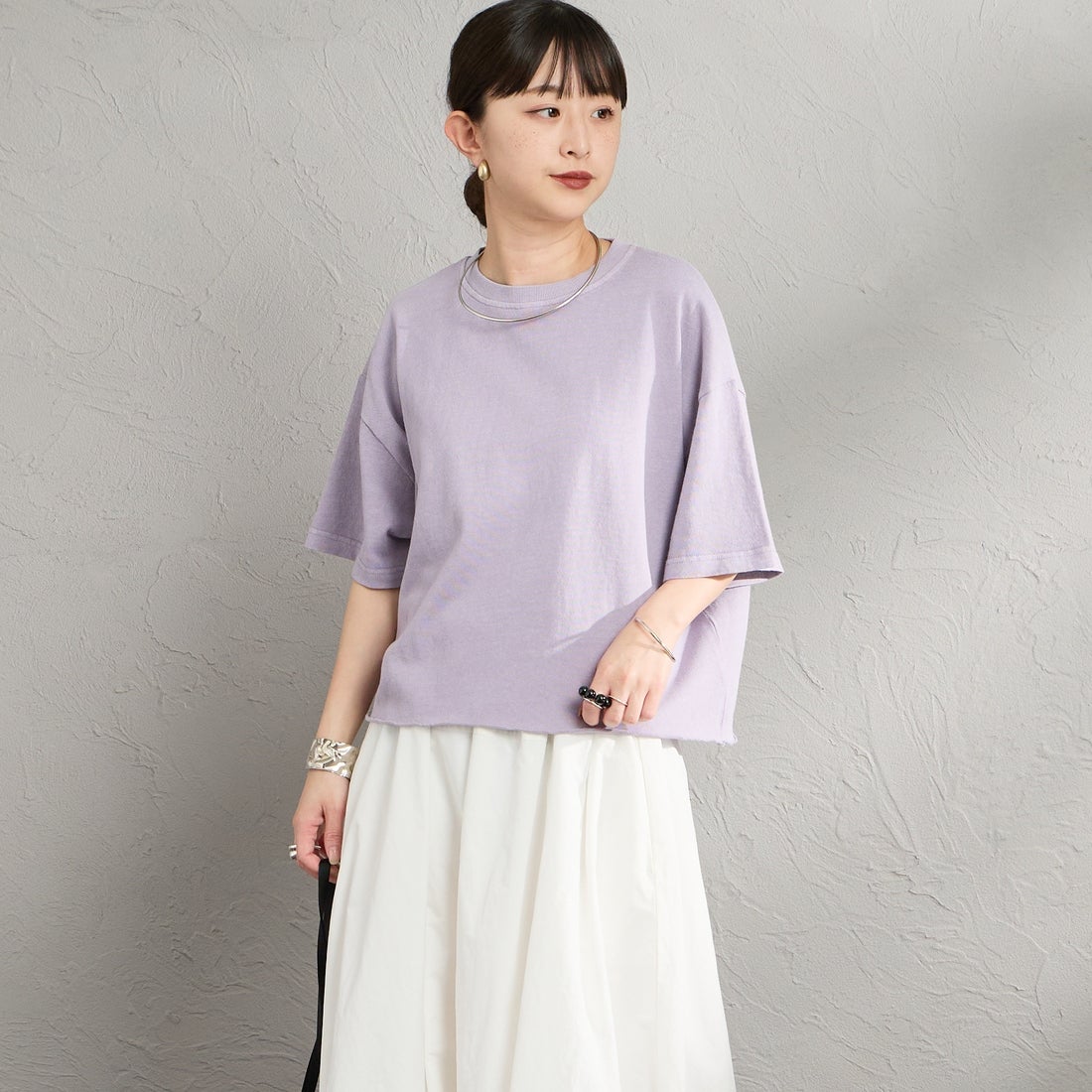 STAR&STRIPE [スターアンドストライプ] 別注 カットオフ ショート丈ワイドシルエットTシャツ [SSMD-095-JF] LAVENDER &&モデル身長：150cm 着用サイズ：F&&