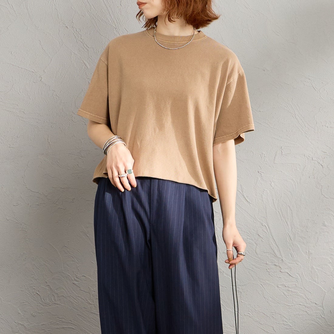 STAR&STRIPE [スターアンドストライプ] 別注 カットオフ ショート丈ワイドシルエットTシャツ [SSMD-095-JF] COCA MOCHA &&モデル身長：158cm 着用サイズ：F&&