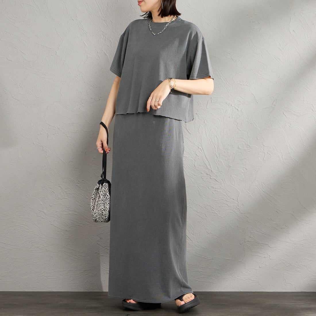 STAR&STRIPE [スターアンドストライプ] 別注 カットオフ マキシ丈フレアスカート [SSMD-197-JF] ANTHRACITE &&モデル身長：160cm 着用サイズ：F&&