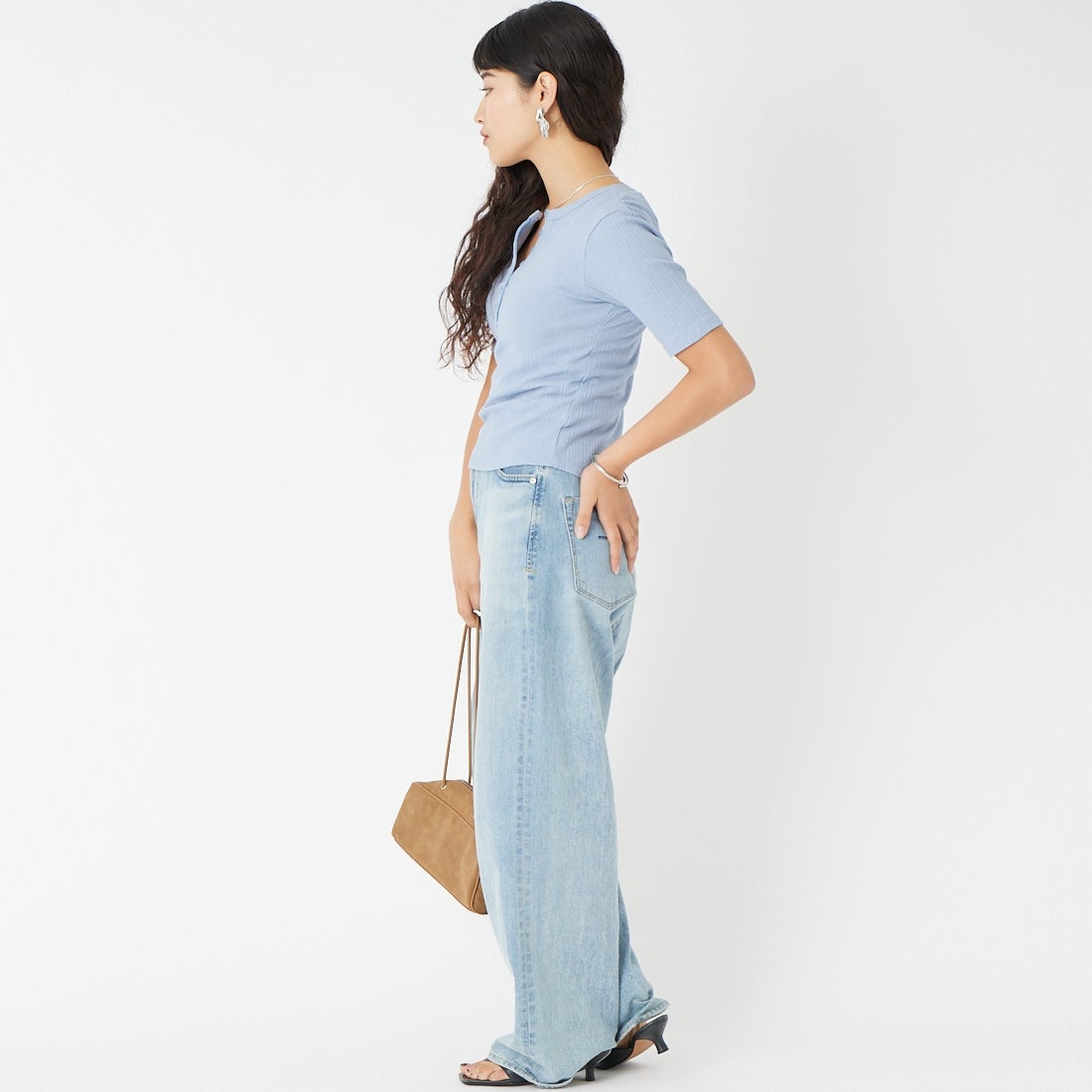 Jeans Factory Clothes [ジーンズファクトリークローズ] ヘンリーネックリブTシャツ [JFS-C091] SAX &&モデル身長：162cm 着用サイズ：36&&