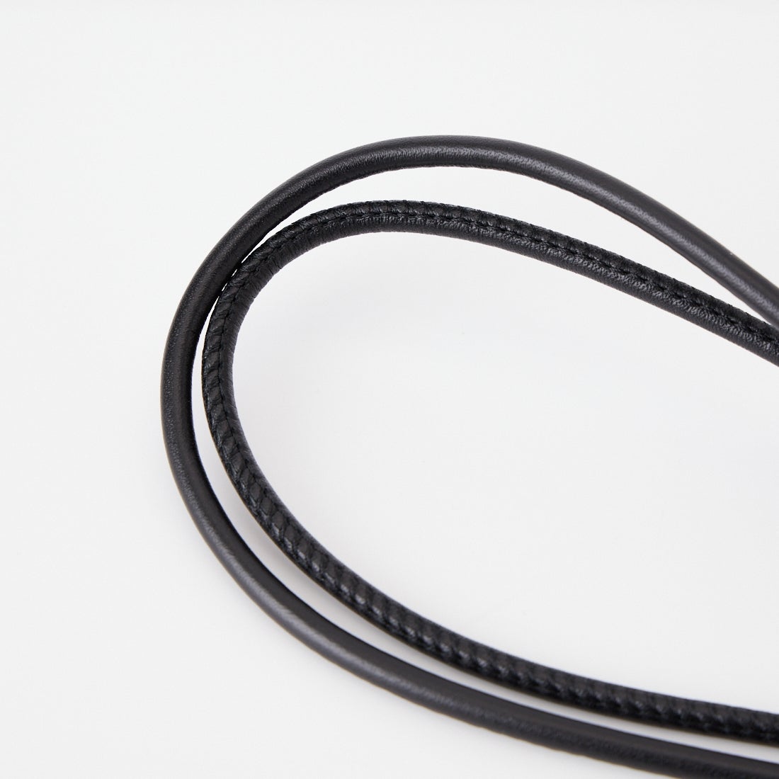 ITTI [イッチ] ヘリー フォンストリング [ITTI-GOODS-059-STC] BLACK