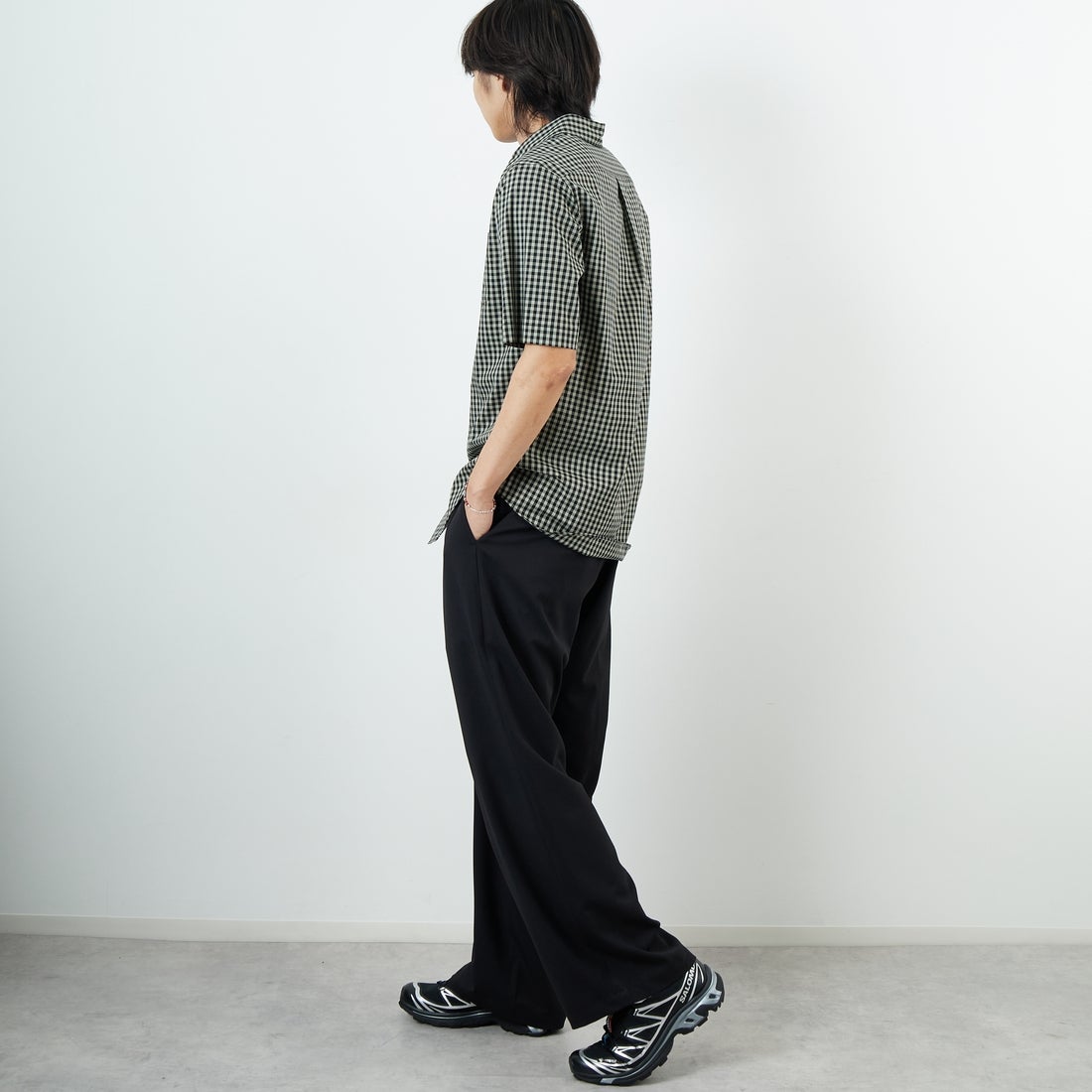 FRED PERRY [フレッドペリー] ギンガムショートスリーブシャツ [M2435] M37 SEAGRA &&モデル身長：179cm 着用サイズ：M&&