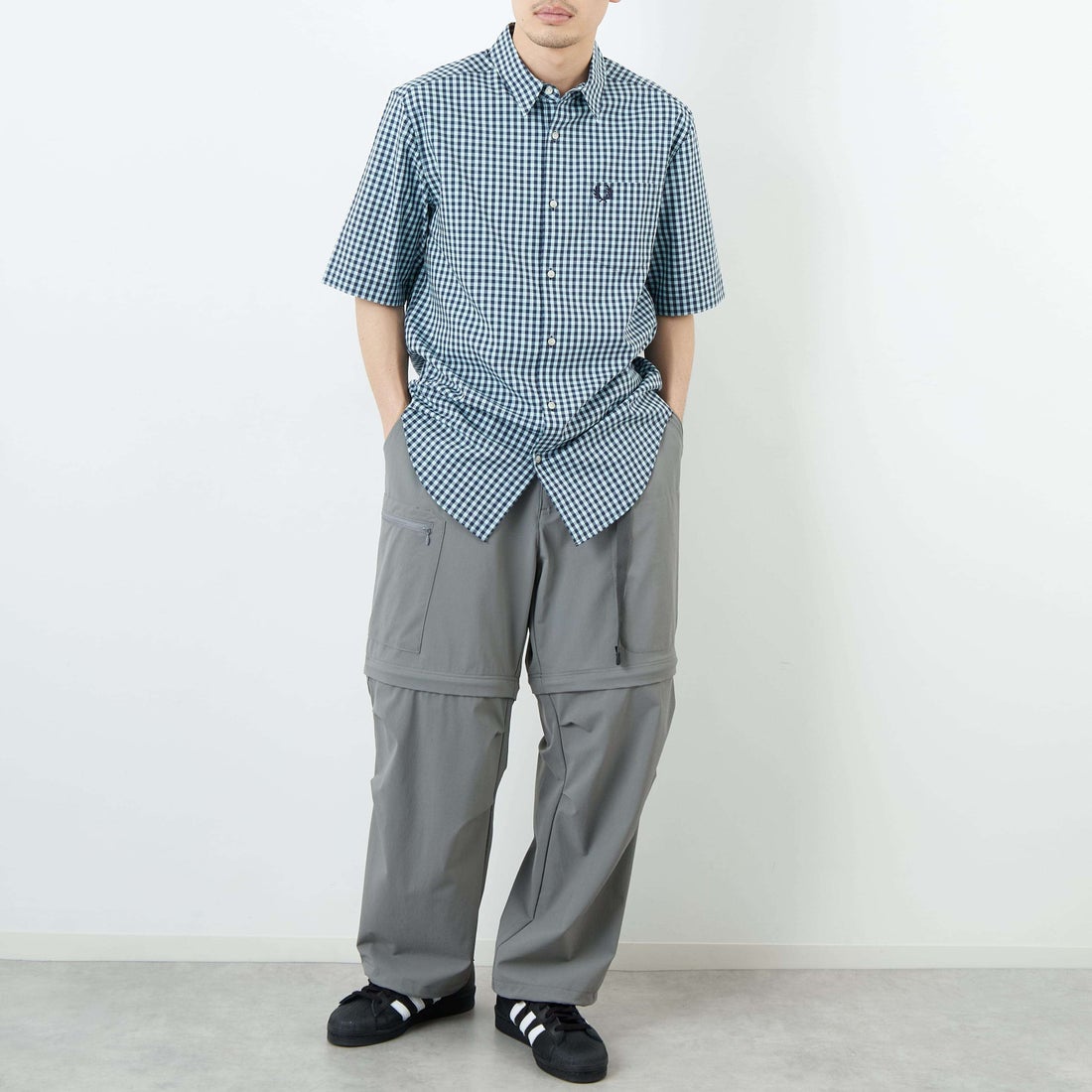 FRED PERRY [フレッドペリー] ギンガムショートスリーブシャツ [M2435] 24A BALL B &&モデル身長：168cm 着用サイズ：M&&