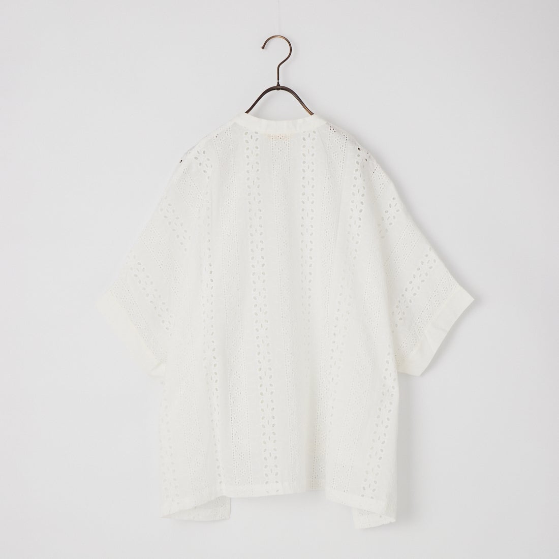 Vincent et Mireille [ヴァンソン エ ミレイユ] カットワークレーススリーブレスブラウス [VM261HB11022] 01 WHITE