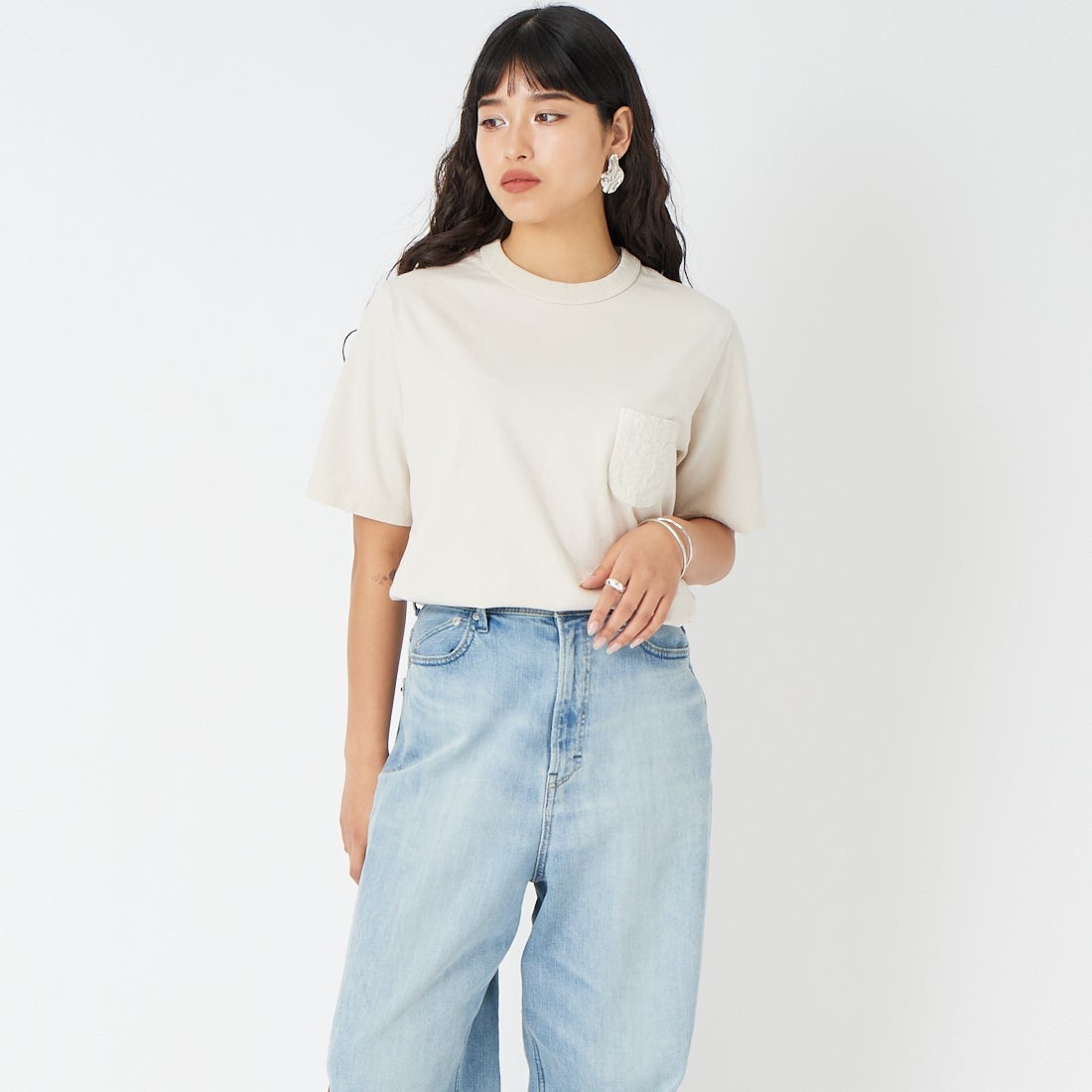 LAVENHAM [ラベンハム] ジャックマン ベイメン ポケットTシャツ [LV5533LV] 493 BASE &&モデル身長：162cm 着用サイズ：S&&