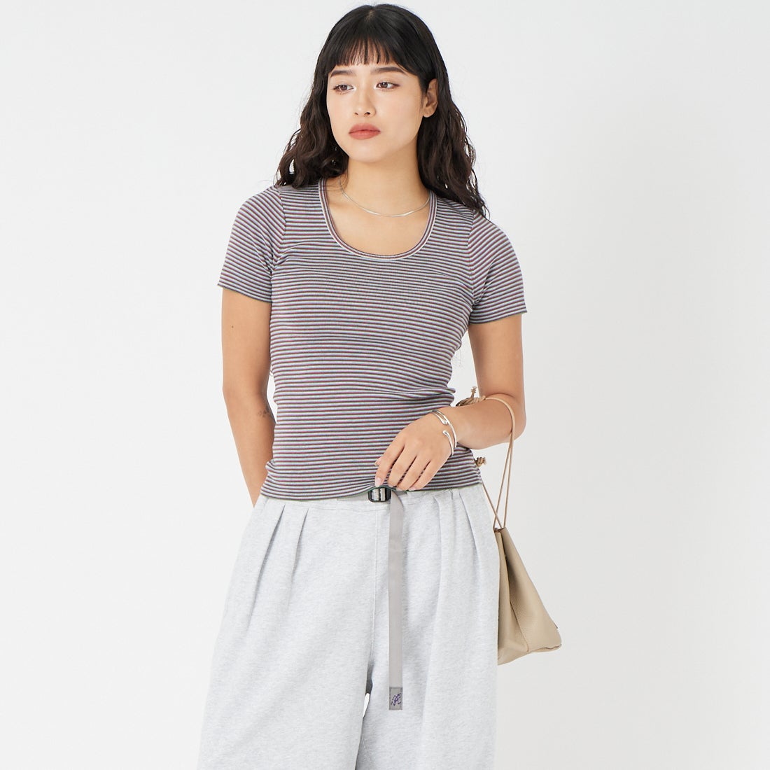 RYE TENDER [ライテンダー] DOMAR UネックTシャツ [010672600] MLT STRIPE &&モデル身長：162cm 着用サイズ：0&&