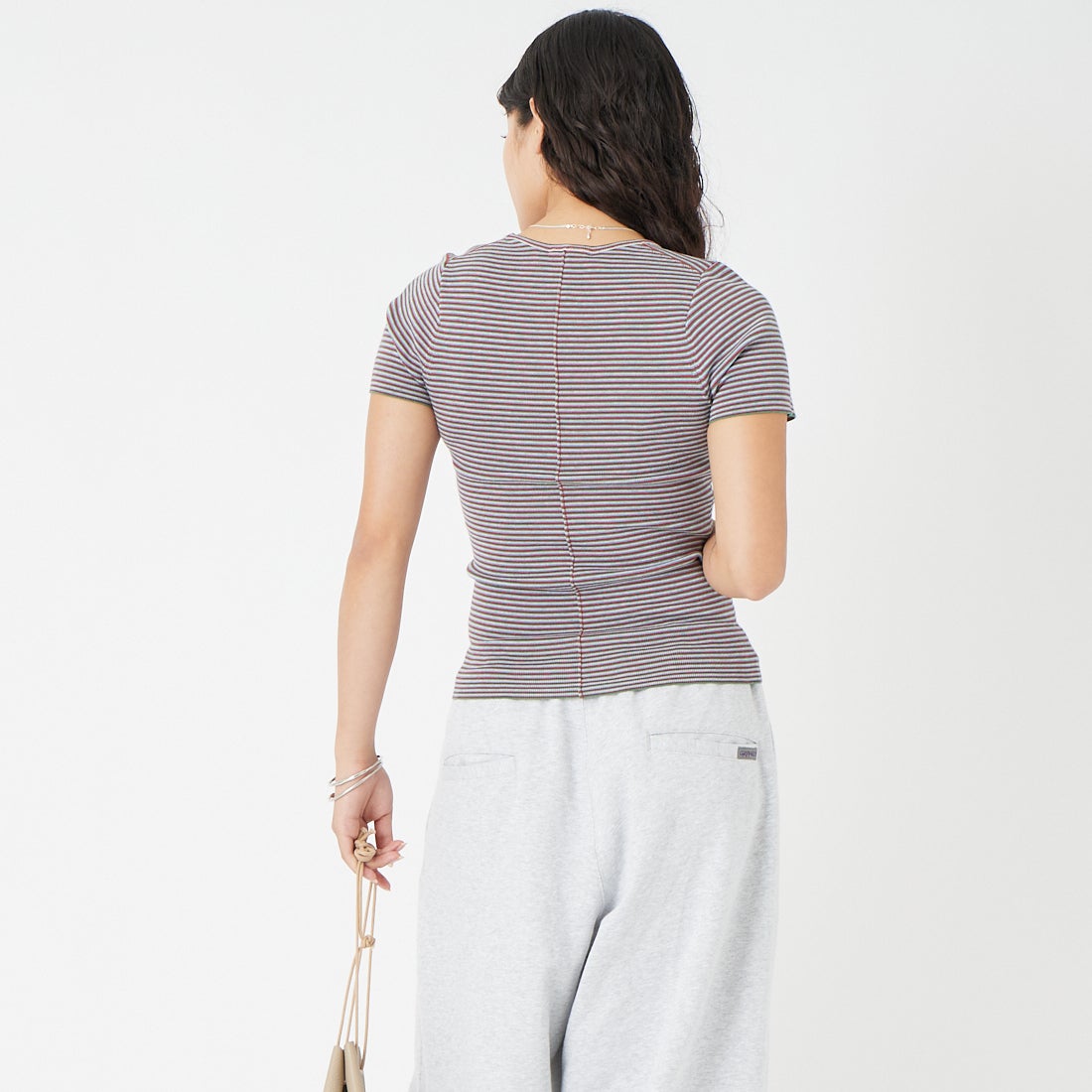 RYE TENDER [ライテンダー] DOMAR UネックTシャツ [010672600] MLT STRIPE &&モデル身長：162cm 着用サイズ：0&&