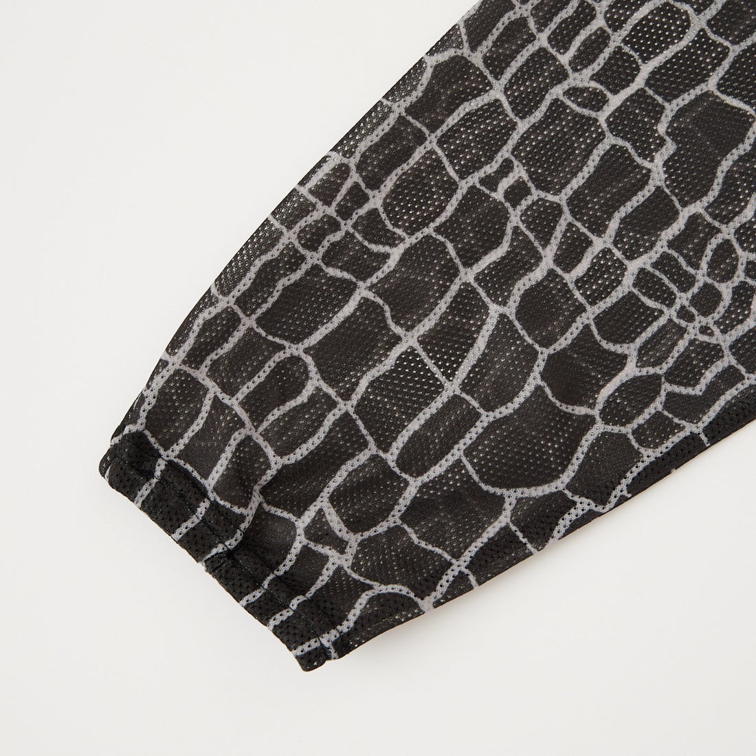 WILD THINGS [ワイルドシングス] プリントメッシュ ロングスリーブTシャツ [WT26048SN] BLACK