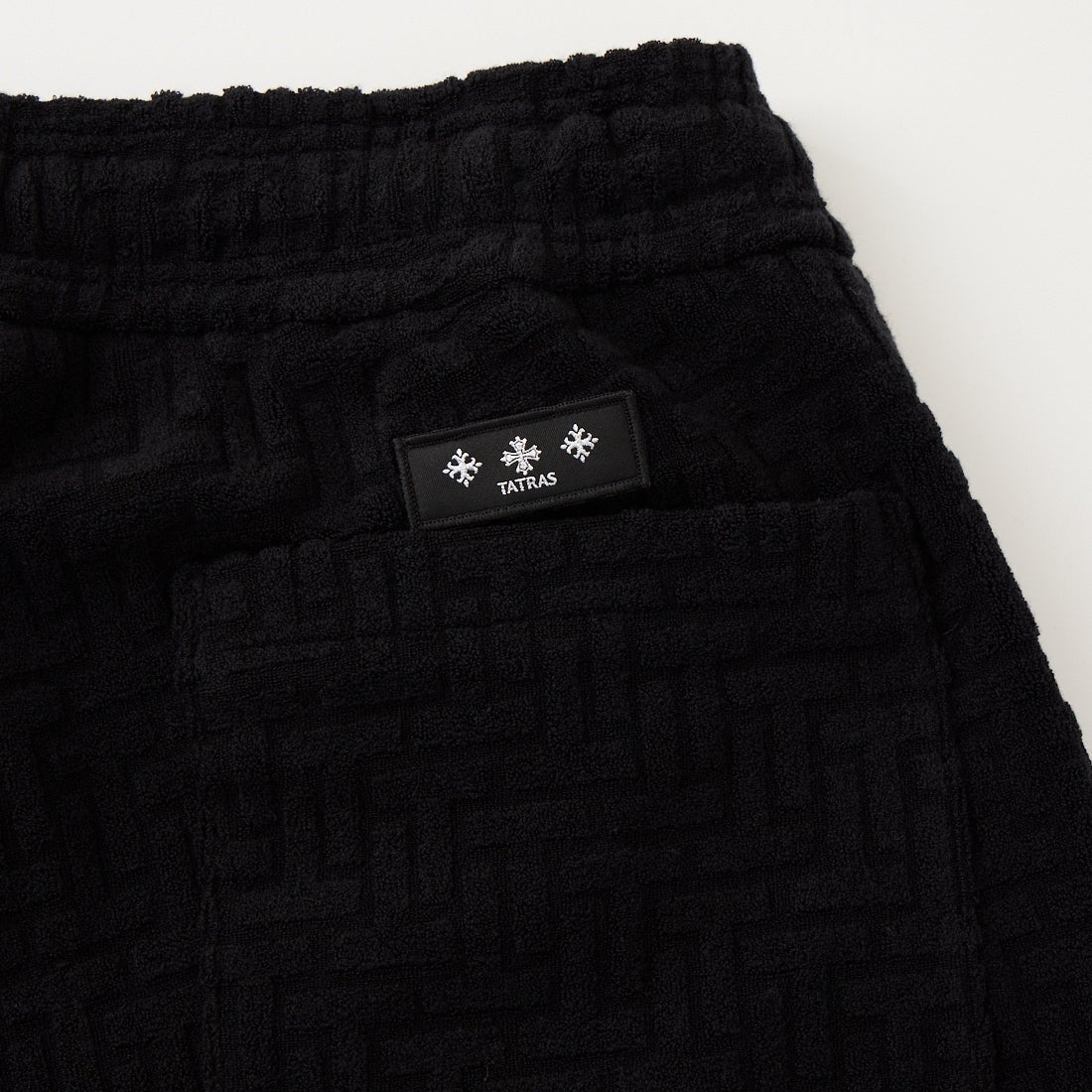 TATRAS [タトラス] NAVA パンツ [MCKZ0470103588] BLACK