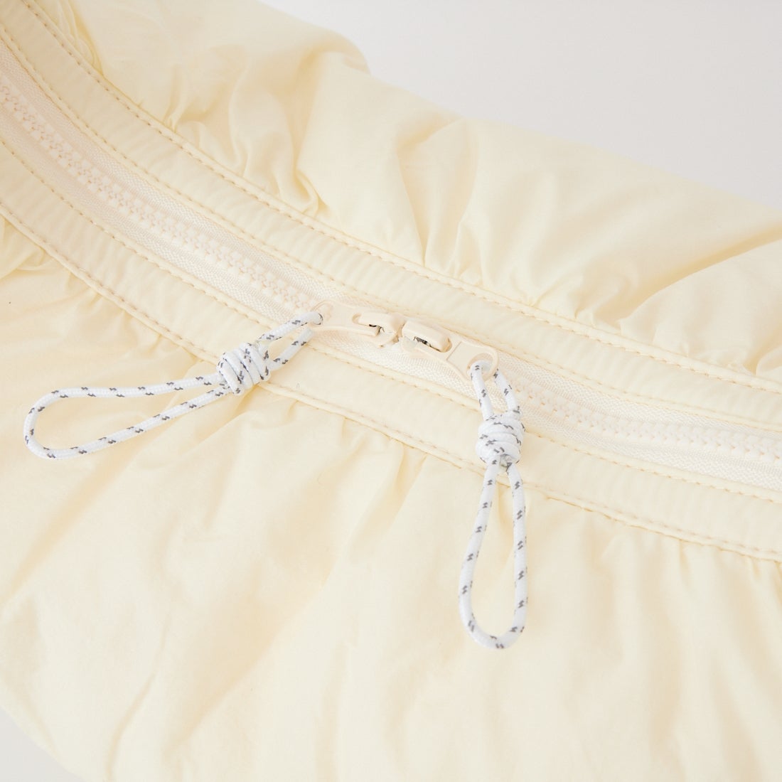 emmi [エミ] ギャザーディテールショルダーバッグ [13WGB262301] CRM