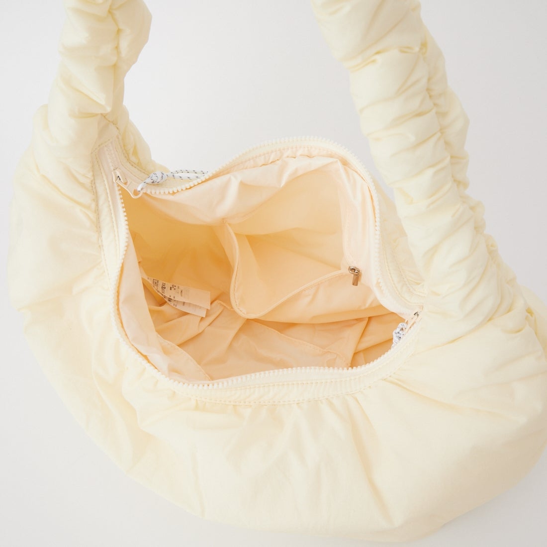 emmi [エミ] ギャザーディテールショルダーバッグ [13WGB262301] CRM