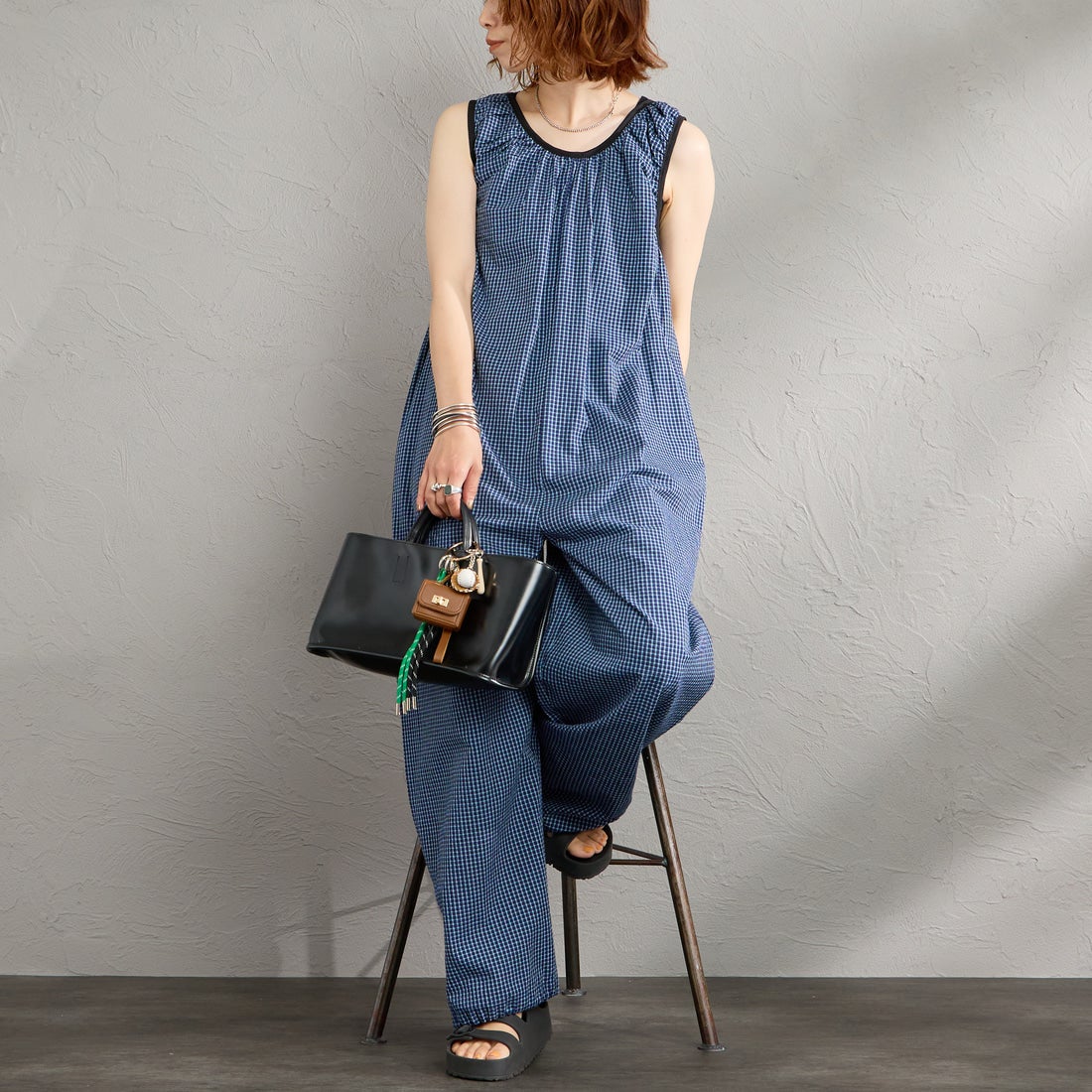 12 BLUE&&モデル身長：158cm 着用サイズ：F&&
