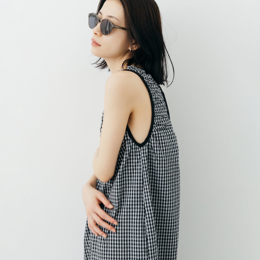 nenom [ネノム] ギャザーサッカー チェック柄ロンパース [NE26312013] 09 BLACK