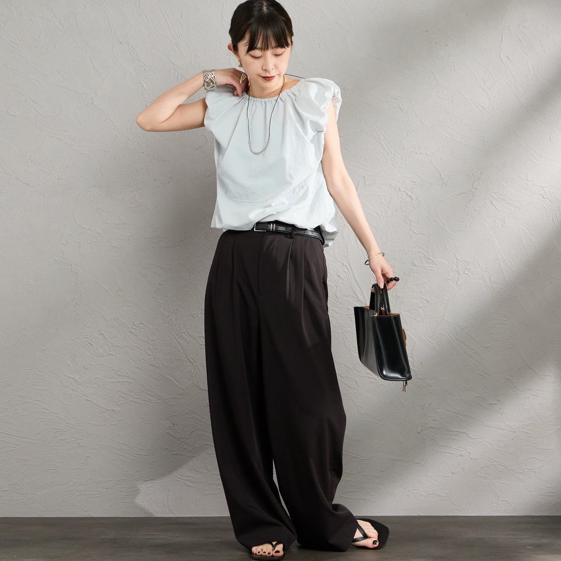 nenom [ネノム] 2WAY キャップスリーブ バルーンシャツブラウス [NE26312022] 10 SAX &&モデル身長：150cm 着用サイズ：F&&