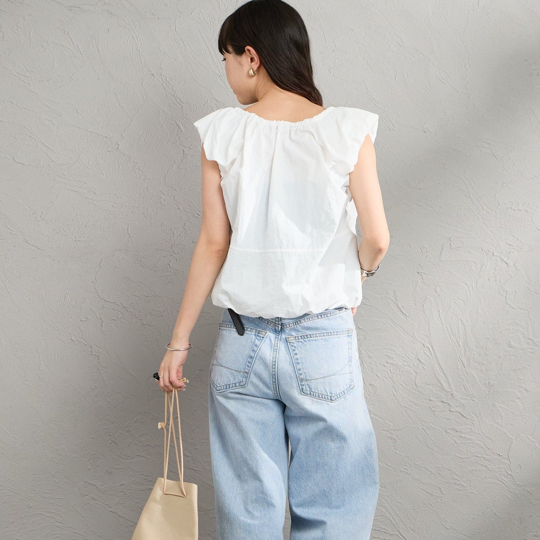 nenom [ネノム] 2WAY キャップスリーブ バルーンシャツブラウス [NE26312022] 02 OFF &&モデル身長：160cm 着用サイズ：F&&