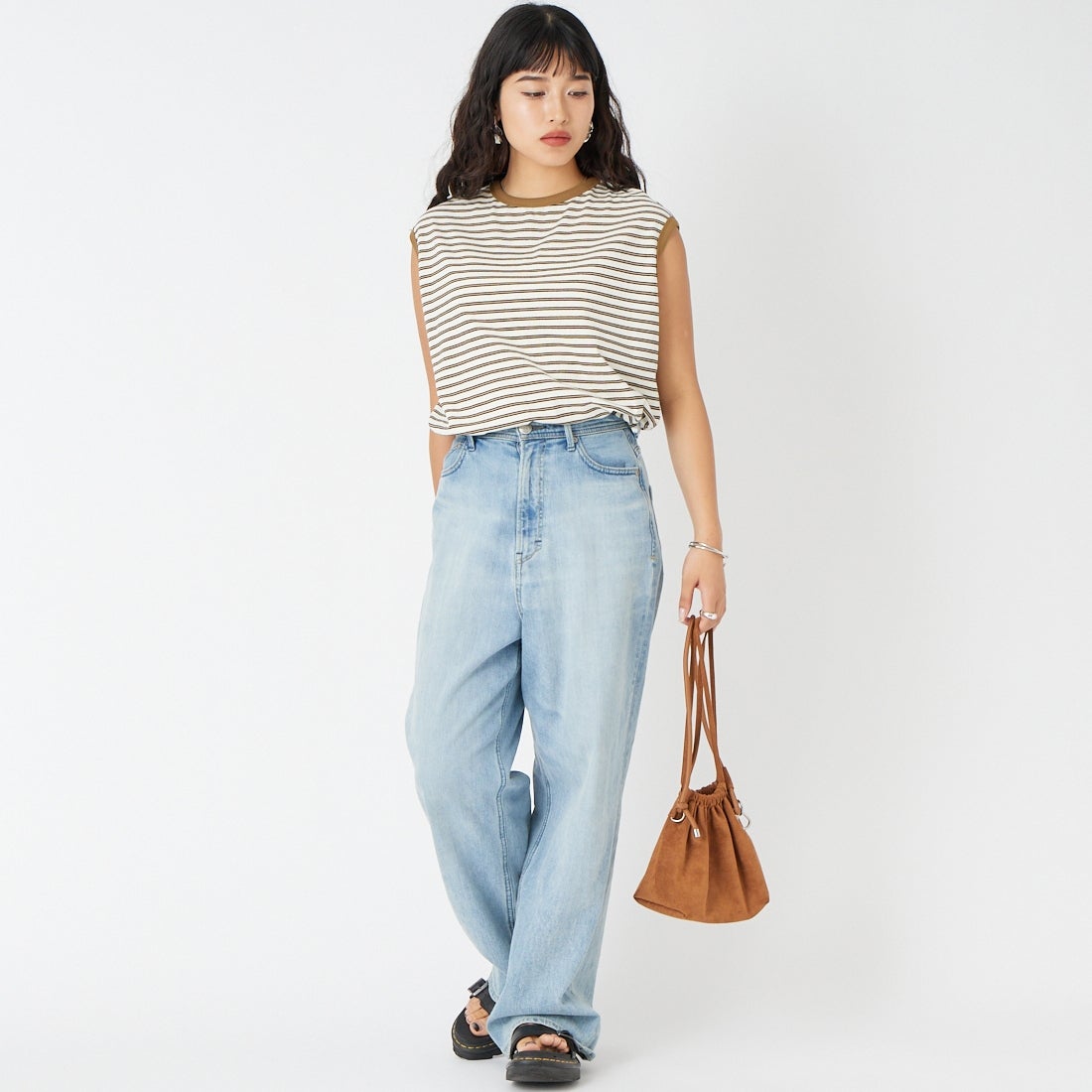 KHA:KI [カーキ] マルチストライプ ノースリーブトップ [MIL26HCS3482] ECRU &&モデル身長：162cm 着用サイズ：1&&