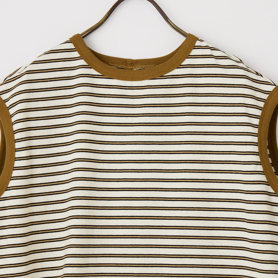 KHA:KI [カーキ] マルチストライプ ノースリーブトップ [MIL26HCS3482] ECRU