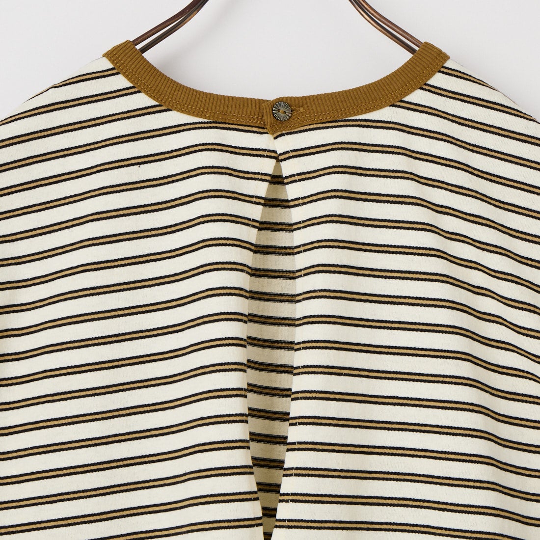 KHA:KI [カーキ] マルチストライプ ノースリーブトップ [MIL26HCS3482] ECRU