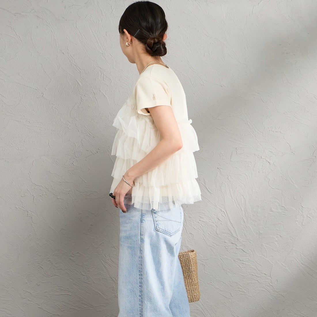 nenom [ネノム] チュールドッキング ショートスリーブカーディガン [NE26322005] 21 IVORY &&モデル身長：150cm 着用サイズ：F&&