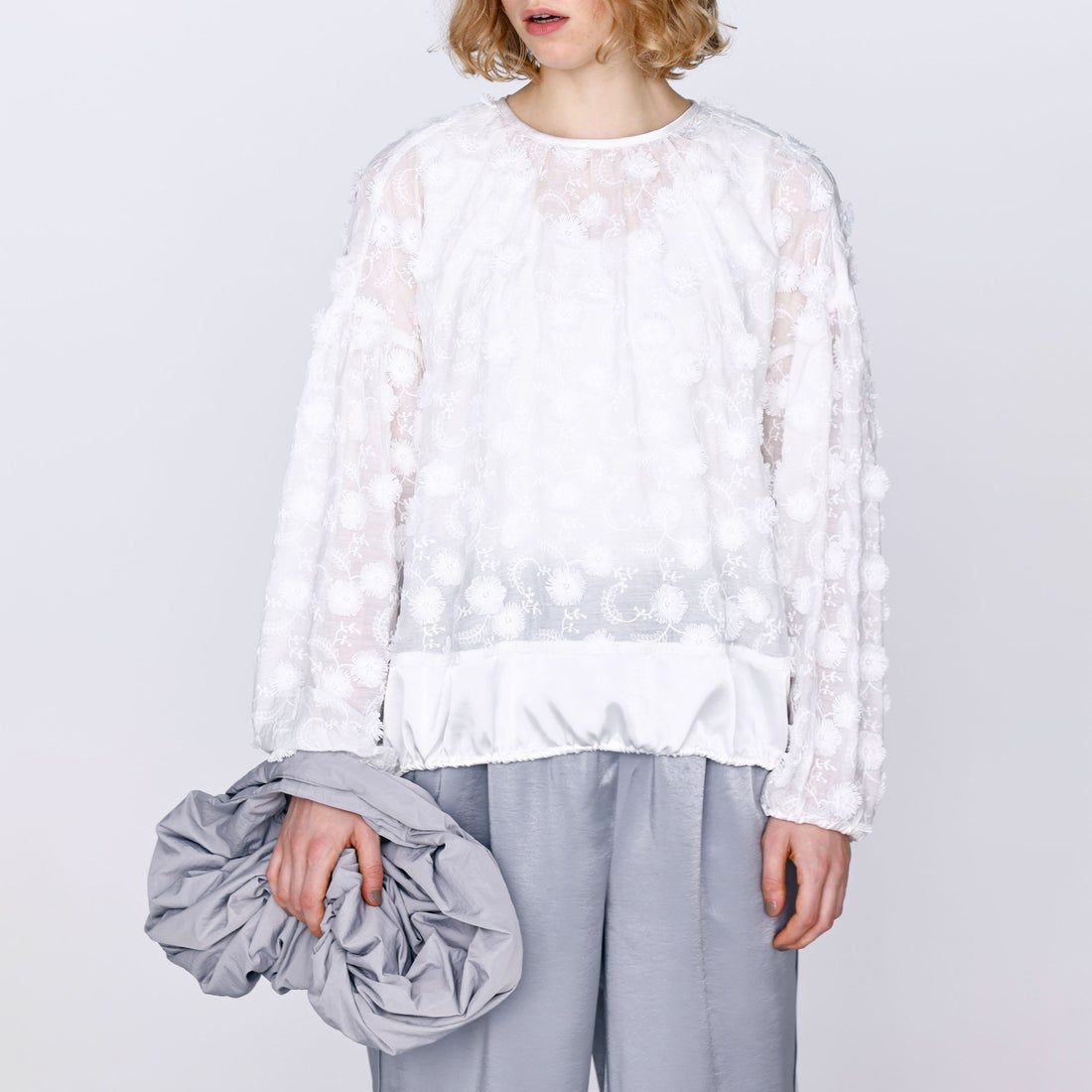 Kelen [ケレン] 立体フラワー刺繍デザイントップス ELIZA [LKL26HBL2288] OFFWHITE