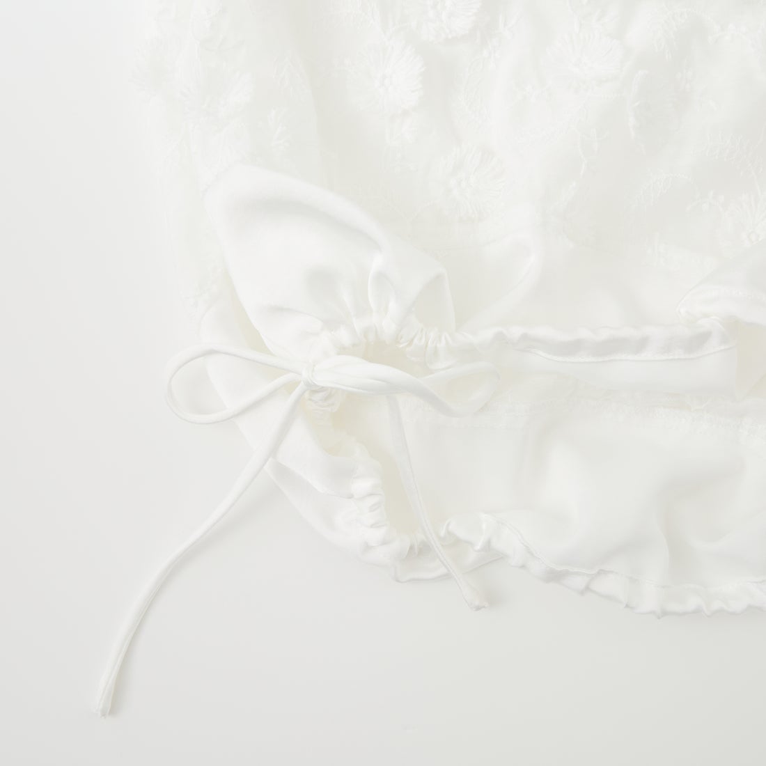 Kelen [ケレン] 立体フラワー刺繍デザイントップス ELIZA [LKL26HBL2288] OFFWHITE