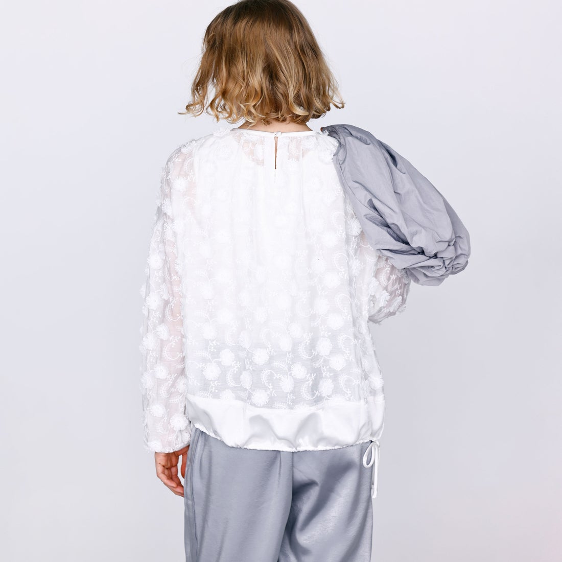 Kelen [ケレン] 立体フラワー刺繍デザイントップス ELIZA [LKL26HBL2288] OFFWHITE
