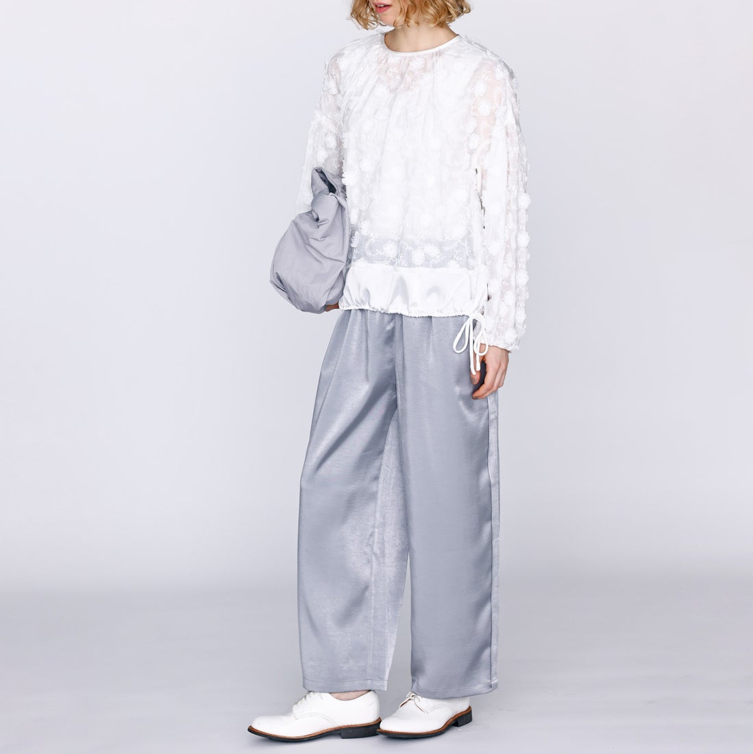 Kelen [ケレン] 立体フラワー刺繍デザイントップス ELIZA [LKL26HBL2288] OFFWHITE