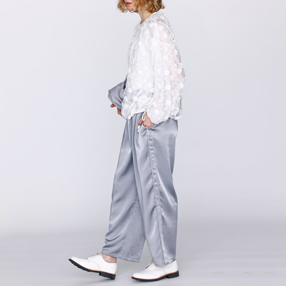 Kelen [ケレン] 立体フラワー刺繍デザイントップス ELIZA [LKL26HBL2288] OFFWHITE