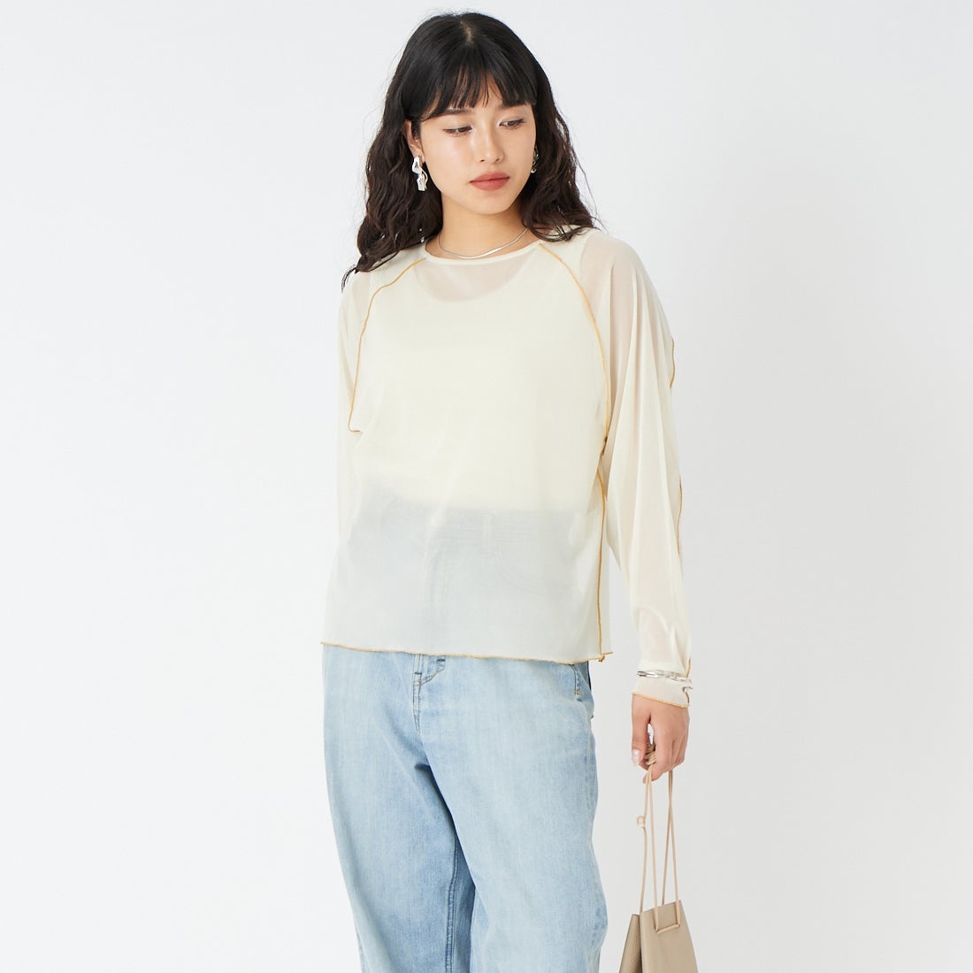 KHA:KI [カーキ] カラーステッチ シアートップ [MIL26HCS3484] LTYELLOW &&モデル身長：162cm 着用サイズ：1&&