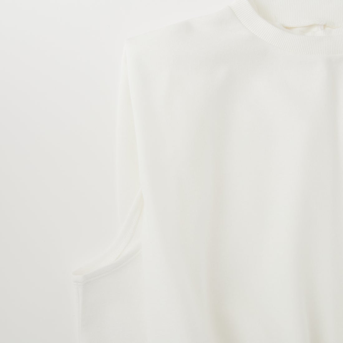 WHYTO. [ホワイト] ショルダータックトップス [WHT26HCS4091] OFFWHITE