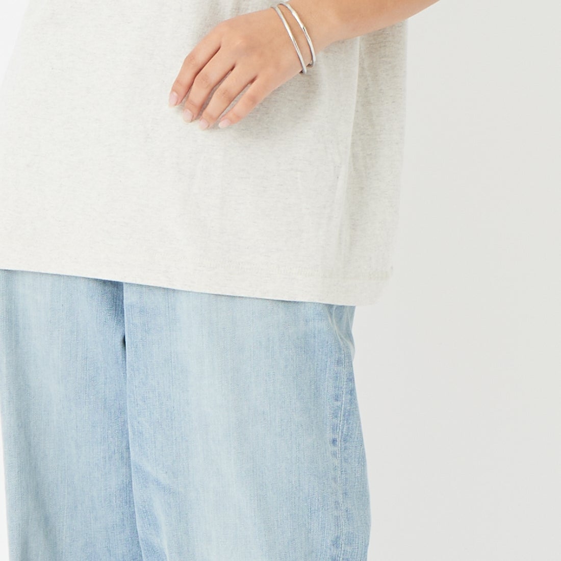 Health knit [ヘルスニット] 別注 ビックシルエット ヘンリーネックTシャツ [HR26S-M232IN-JF] OATMEAL &&モデル身長：162cm 着用サイズ：S&&