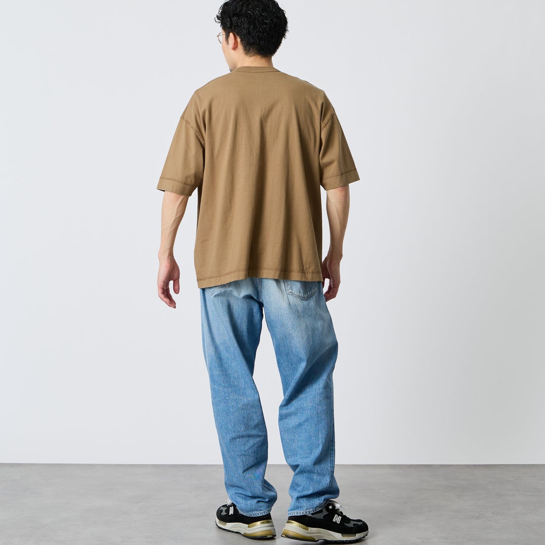 Health knit [ヘルスニット] 別注 ビックシルエット ヘンリーネックTシャツ [HR26S-M232IN-JF] BEIGE &&モデル身長：168cm 着用サイズ：M&&