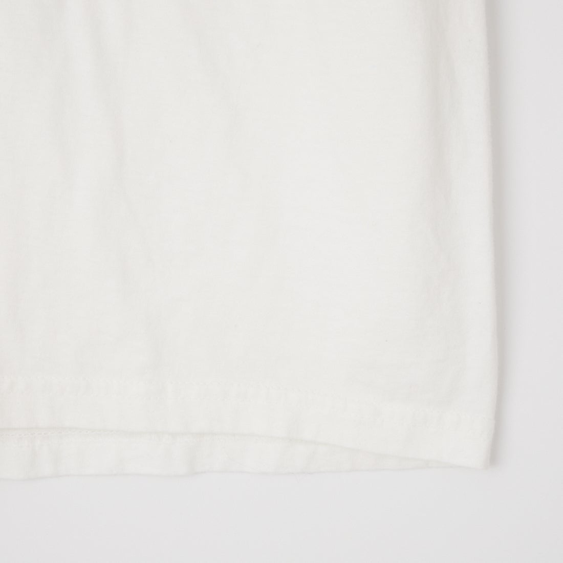 THRIFTY LOOK [スリフティールック] フォトプリントTシャツ [TL25S070] WHITE