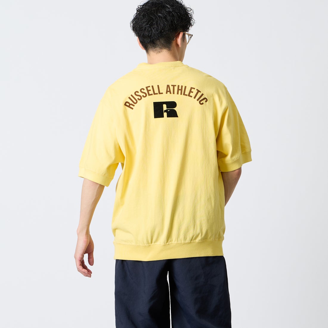 YELLOW&&モデル身長：168cm 着用サイズ：M&&